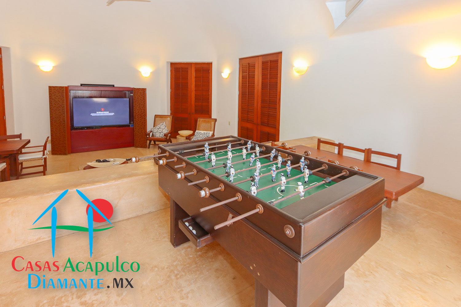 Tres Vidas Casa Mía - Sala de televisión y juegos 6